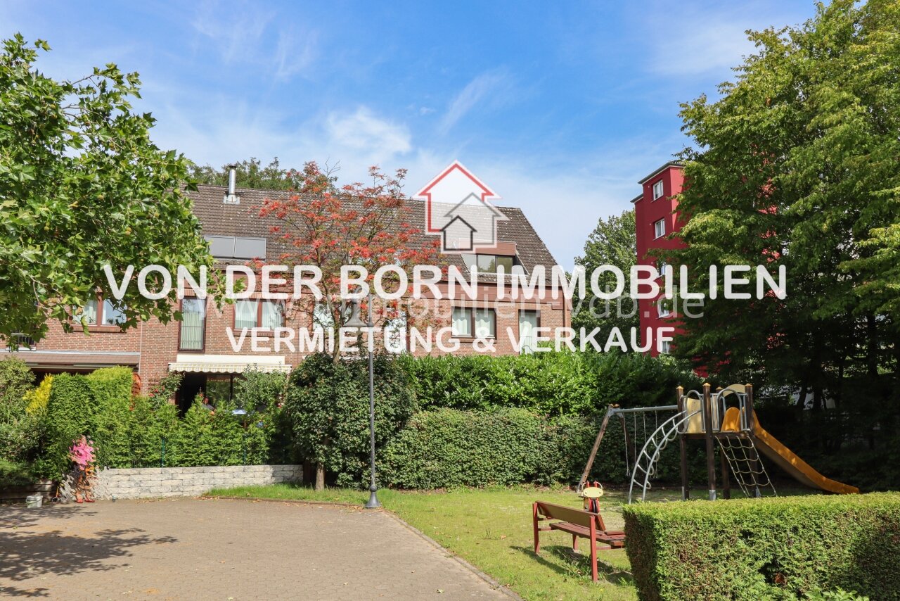Barsbüttel: Erstbezug nach Modernisierung: Ruhiges 2-Familienhaus - Sackgassenlage / Helle Raumaufteilung - Dachgeschoss / Balkon / Einbauküche   Barsbüttel: Erstbezug nach Modernisierung: Ruhiges 2-Familienhaus - Sackgassenlage / Helle Raumaufteilung - Dachgeschoss / Balkon / Einbauküche