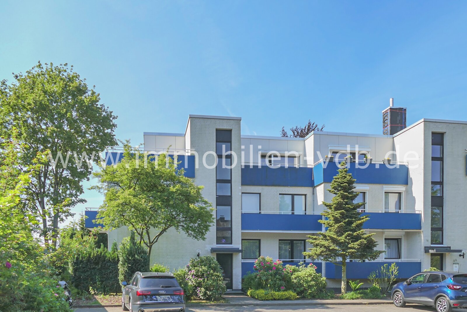 Barsbüttel: VERKAUFT: Wohnanlage unmittelbar zu Hamburg: Hochparterre mit 2 Balkonen / Gute Raumaufteilung / Außenrollläden / Wohnanlage mit Schwimmbad und Sauna  Barsbüttel: VERKAUFT: Wohnanlage unmittelbar zu Hamburg: Hochparterre mit 2 Balkonen / Gute Raumaufteilung / Außenrollläden / Wohnanlage mit Schwimmbad und Sauna
